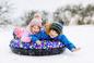 Kreatywne zabawy z dzieckiem na śniegu - idealne na dzisiejszy spacer