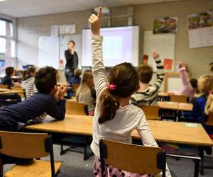Podwyżki dla nauczycieli jeszcze przed świętami. Ważna decyzja prezydenta Gorzowa