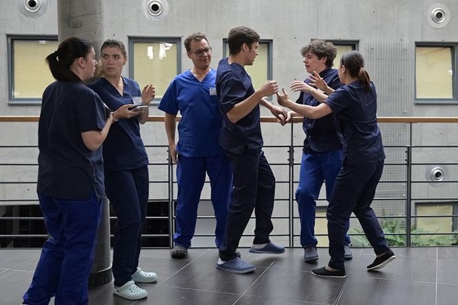 Pierwsza miłość, odcinek 3952: Julita (Dagmara Bryzek), Filip (Dominik Smaruj)