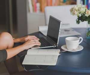 Z biura w świat, czyli kiedy praca staje się podróżą?