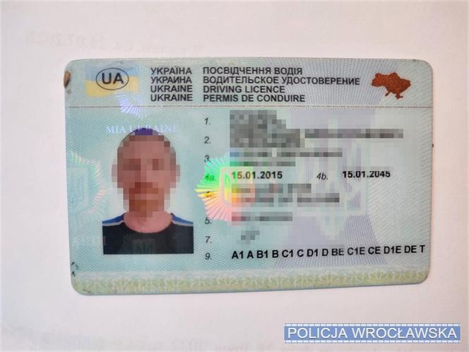 Kierowca z fałszywym dokumentem zatrzymany