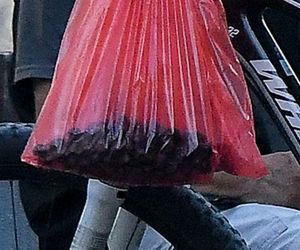 Robert Więckiewicz na rowerze