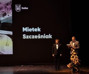 Kalisz. Gloria Artis dla Mietka Szcześniaka 