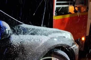 Strażacy z Warlubia mieli ogromnego pecha! W ich wóz uderzyła osobówka [ZDJĘCIA]