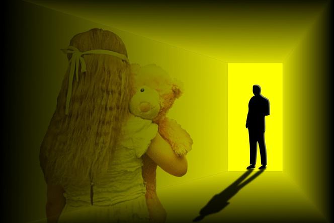 Kalisz: Wykorzystał 12-latkę podczas Pierwszej Komunii! Pedofil obiecał krewnej deskorolkę