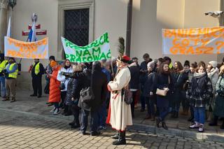 Kraków. Protest przeciwko zarządzeniom władz miasta, które chcą zmienić plan dla Rybitw