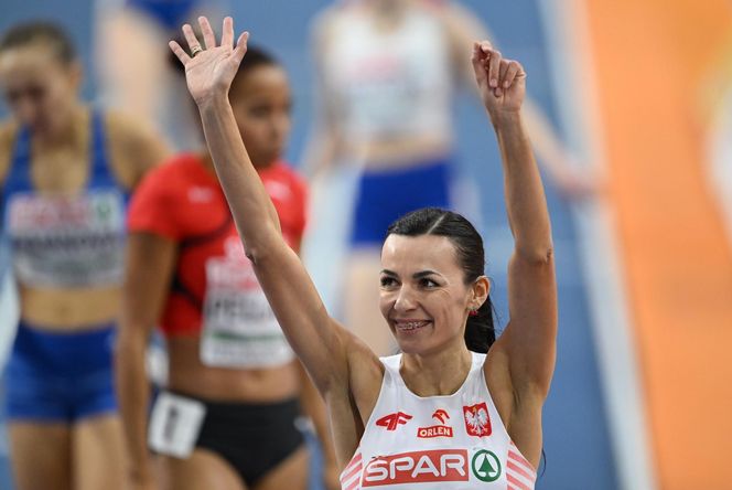 Anna Wielgosz, bieg na 800 m w Apeldoorn