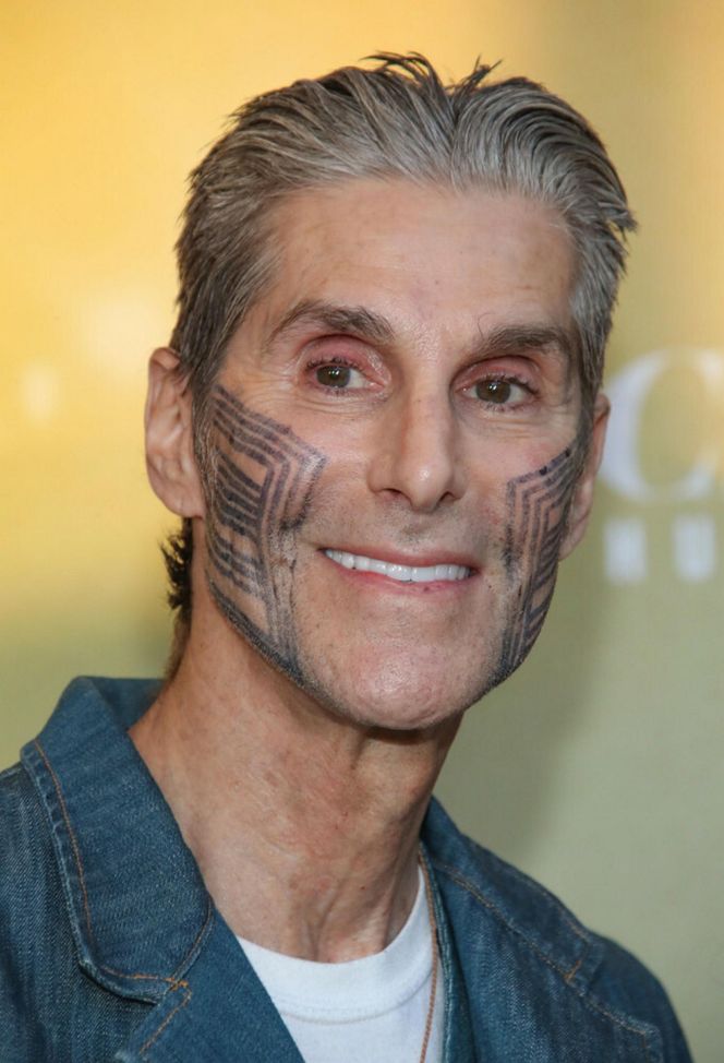 Gwiazdorzy rocka pobili się na scenie! Pozywają się nawzajem