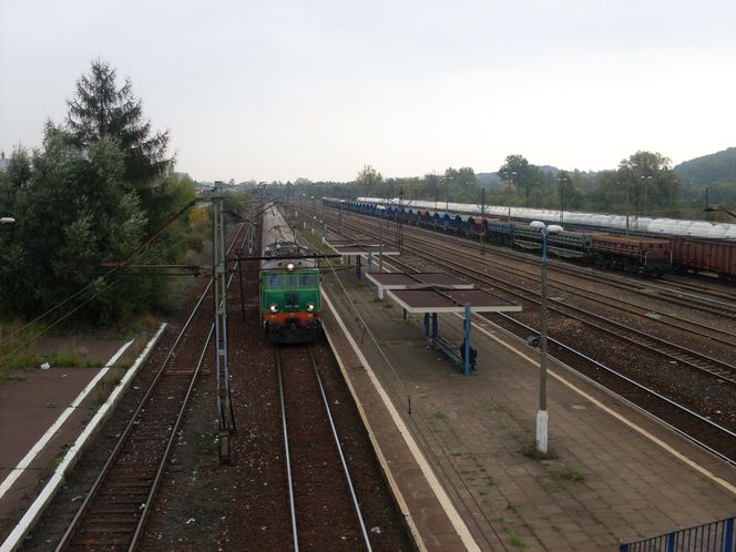 Dworzec kolejowy, Krzeszowice