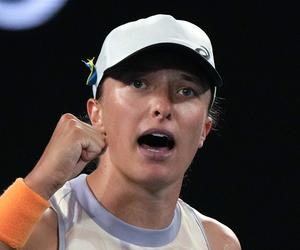 O której gra Iga Świątek z Osorio Australian Open 2. runda KIEDY gra Iga Świątek? Polka kolejny mecz gra dzisiaj w nocy!