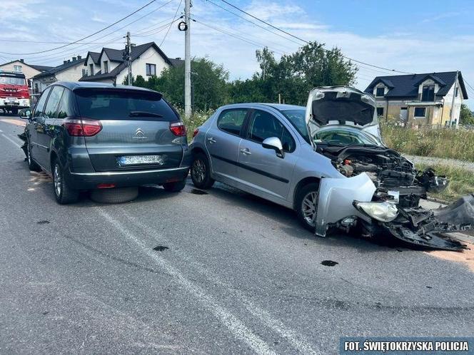 Kraksa peugeota z citroenem to nie był przypadek! Kobieta odpowie za próbę zabójstwa