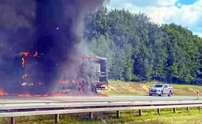 Pożar TIRa na autostradzie A4 w Mysłowicach