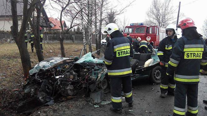 Groźny wypadek w Nowej Górze. Zdjęcia mrożą krew w żyłach! [GALERIA]