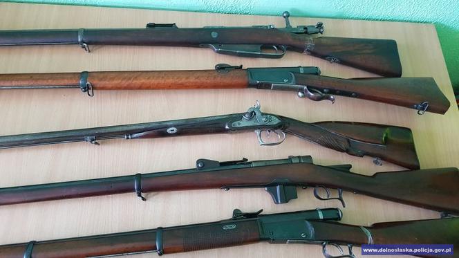 Narkotyki i nielegalny arsenał broni na Dolnym Śląsku