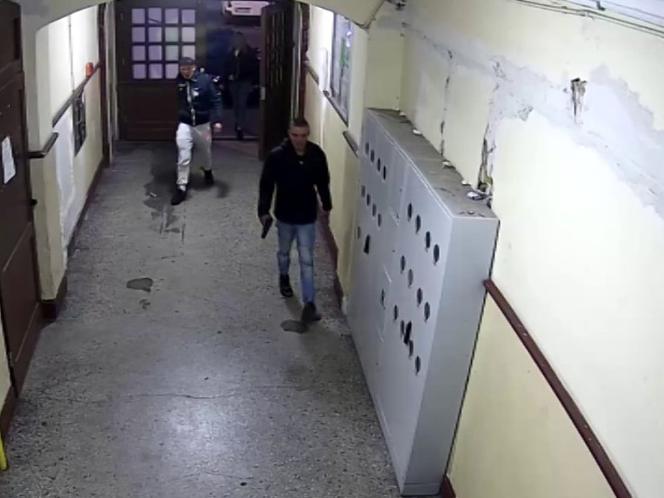 Brutalne pobicie na klatce schodowej bloku w Poznaniu