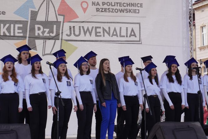 Rzeszowskie Juwenalia rozpoczęte. Barwny korowód przeszedł przez miasto