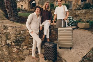 Wyprzedaż w OCHNIK trwa! Na co zwrócić uwagę podczas zakupów?  Stylistka podpowiada