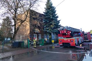 Potworny pożar kamienicy we Włochach. Strażacy znaleźli zwłoki