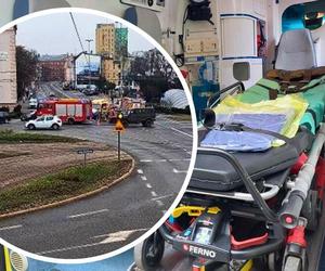 Policjant trafił do szpitala po wypadku w Bydgoszczy. W radiowóz uderzyła osobówka