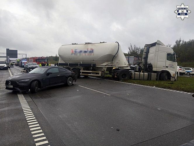 Karambol na autostradzie A1 pod Częstochową