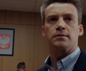 M jak miłość odc. 1874 po wakacjach. Jakub Karski (Krzysztof Kwiatkowski)