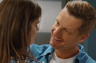 M jak miłość odc. 1702. Franka (Dominika Kachlik), Paweł (Rafał Mroczek)