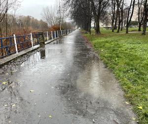 Na razie to tor przeszkód dla spacerujących. Bulwar Rysiów będzie wyremontowany