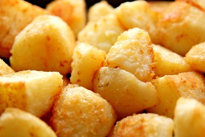 Swojskie ziemniaczki pieczone