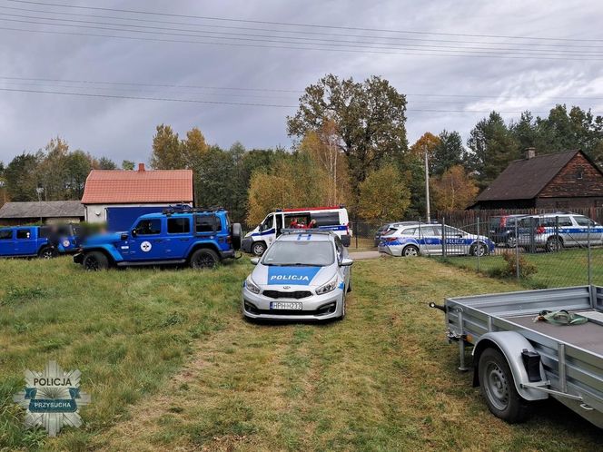 Tragiczny finał grzybobrania w powiecie przysuskim. Mężczyźni zgubili się w lesie. Jeden z nich nie żyje