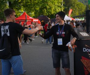 Juwenalia Podbeskidzia 2025. Studenci zaczęli świętowanie. Imprezę rozkręcili Smolasty i Sobel 