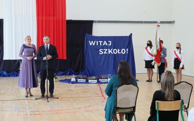 Para prezydencka na rozpoczęciu roku szkolnego