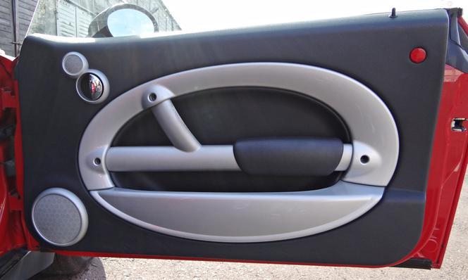 MINI Cooper 2003 rok