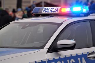 Groza w Warszawie! Furiat z maczetą biegał po ulicy. Zamknął się w mieszkaniu