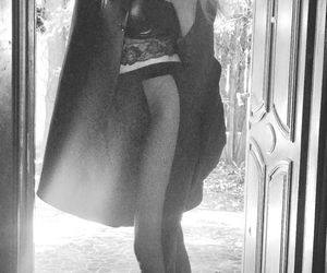 Jacek Borkowski docenia urodę żony