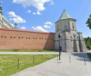  Bazylika Zwiastowania Najświętszej Maryi Panny w Leżajsku
