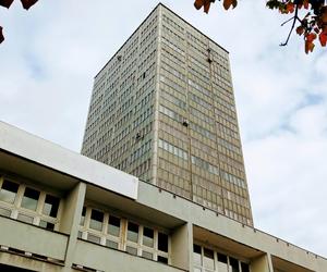 Dawny wieżowiec TVP zmienił się w apartamentowiec Sky Garden