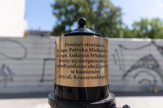 Tablica na hydrancie