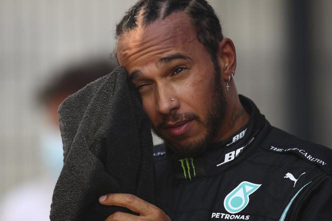 Lewis Hamilton bez zespołu w 2021 roku? Kuriozalna sytuacja aktualnego mistrza świata F1