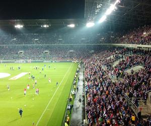 To największe stadiony w Polsce! Niektóre miejsca mogą zaskoczyć [GALERIA]