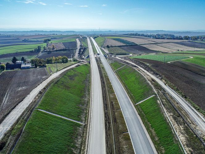 Trwa budowa drogi ekspresowej S7 Kraków - Widoma. Oto najnowsze zdjęcia