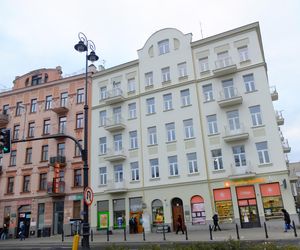 Lublin. Bartłomiej K. miał się znęcać nad swoją ciężarną narzeczoną. Przywiózł ją do szpitala i uciekł.