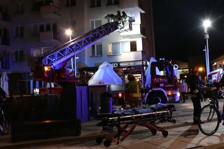 Świnoujście: Mężczyzna wypadł z okna na czwartym piętrze