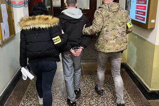 Oszukiwali metodą na pracownika banku