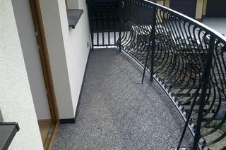 Kamienny dywan. Innowacyjny sposób na posadzkę, wykończenie schodów i ścian, nawierzchnię tarasu lub balkonu