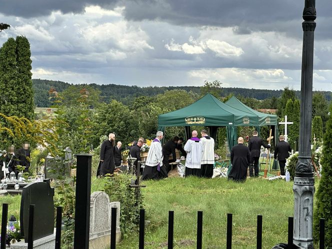 Pogrzeb Anity i Macieja. Lekarka i jej syn zginęli w Egipcie