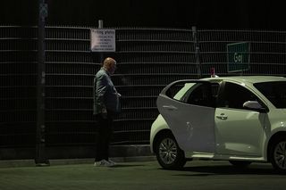 Wojciech Kowalczyk na stacji benzynowej [PAPARAZZI]