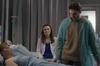 Na dobre i na złe, odcinek 883: Artiom (Michaił Pszeniczny), Hania (Marta Żmuda Trzebiatowska), Kristina (Tetiana Proskurina)