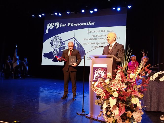 Ekonomik ma już 100 lat