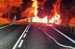 Horror pod Grójcem. Ciężarówki stanęły w ogniu, kierowcy spłonęli żywcem