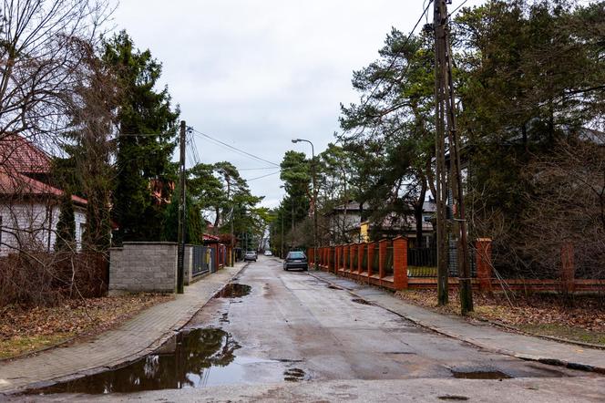 Boernerowo w Warszawie - zdjęcia drewnianego osiedla, miasta-ogrodu